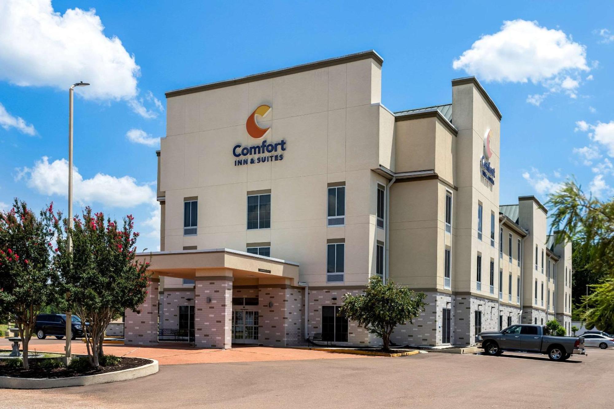 Comfort Inn & Suites Grenada Exterior foto